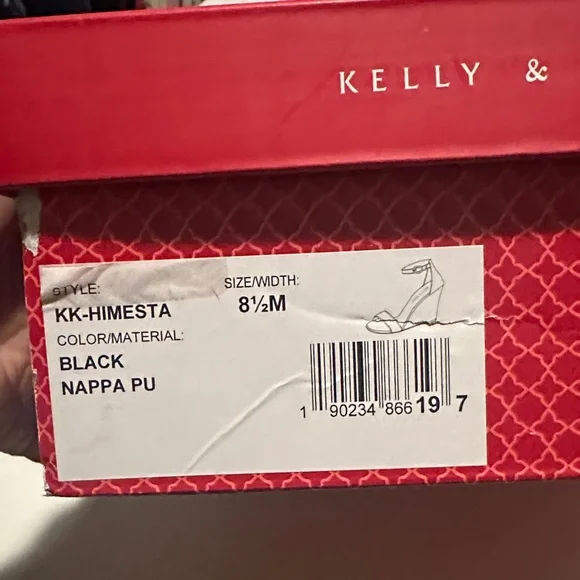Kelly & Katie Black Wedge Sandals - Picture 7 of 7